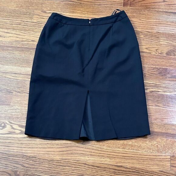 Lafayette 148 New York Black Pleated Skirt with Pockets - Picture 2 of 5